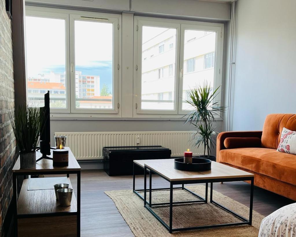 Espace 500 - Cosy, Wifi & Vue Sur La Ville Saint-Etienne  Buitenkant foto