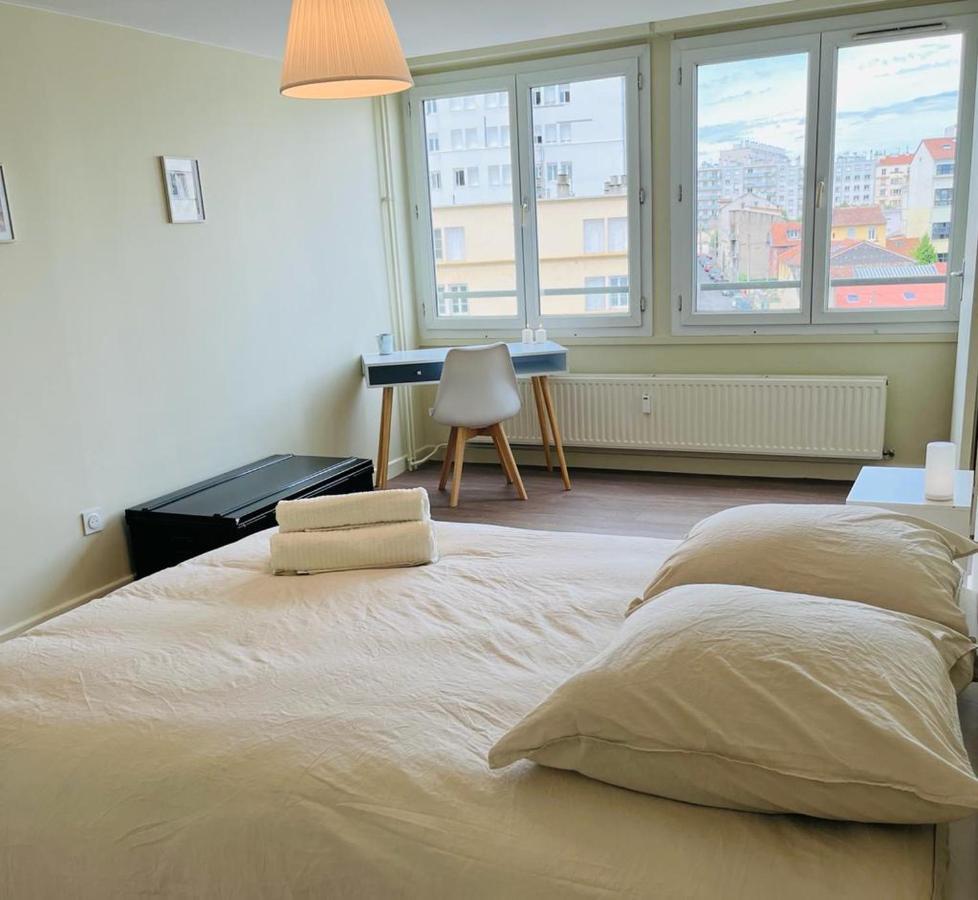 Espace 500 - Cosy, Wifi & Vue Sur La Ville Saint-Etienne  Buitenkant foto
